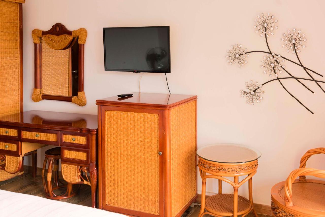 Fort Fun City Hotel Fort Portal ภายนอก รูปภาพ