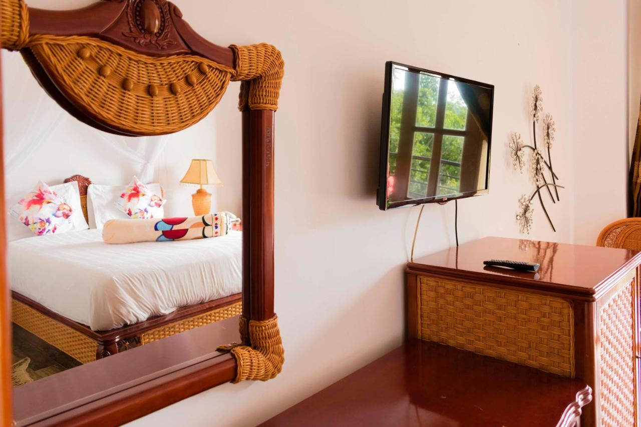 Fort Fun City Hotel Fort Portal ภายนอก รูปภาพ