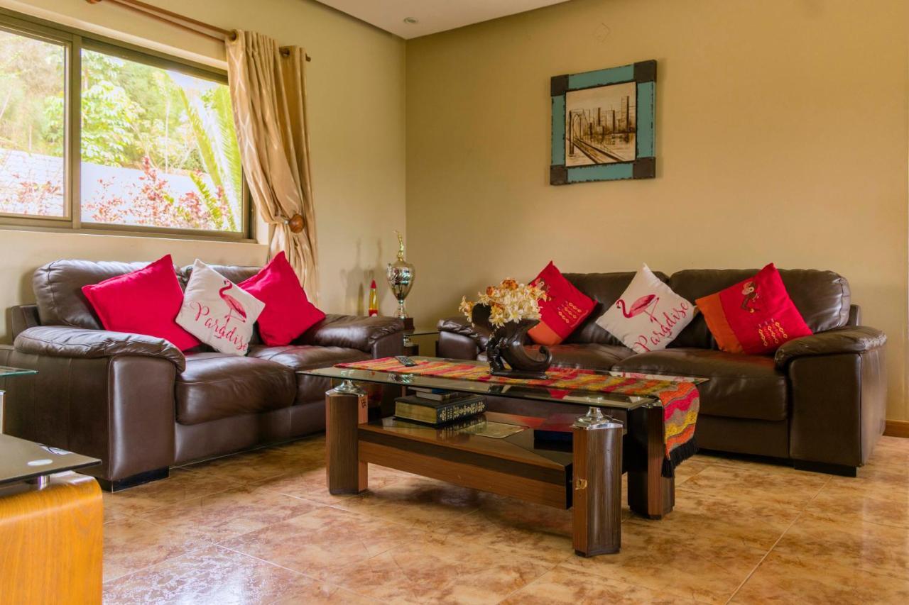 Fort Fun City Hotel Fort Portal ภายนอก รูปภาพ