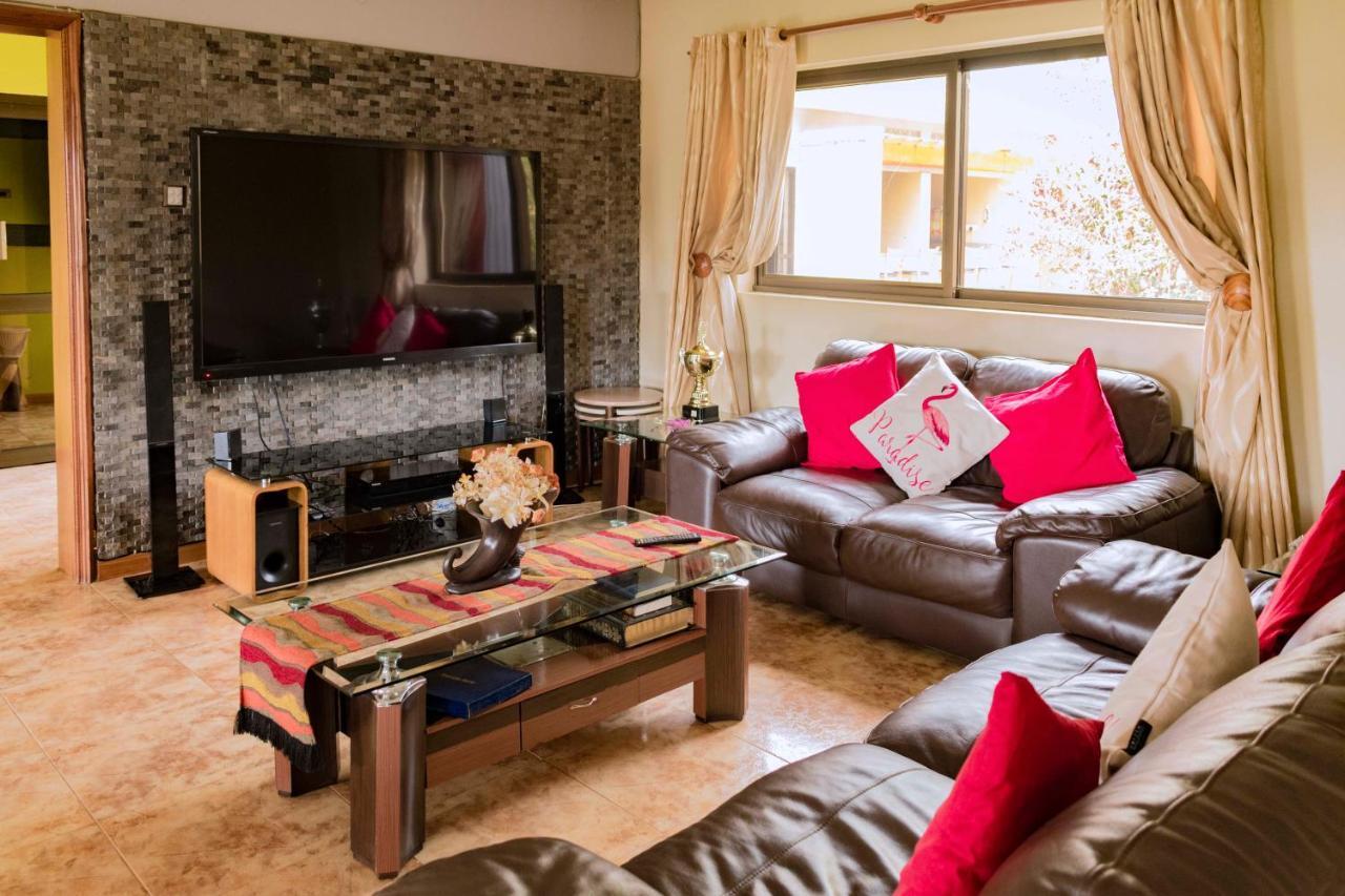 Fort Fun City Hotel Fort Portal ภายนอก รูปภาพ