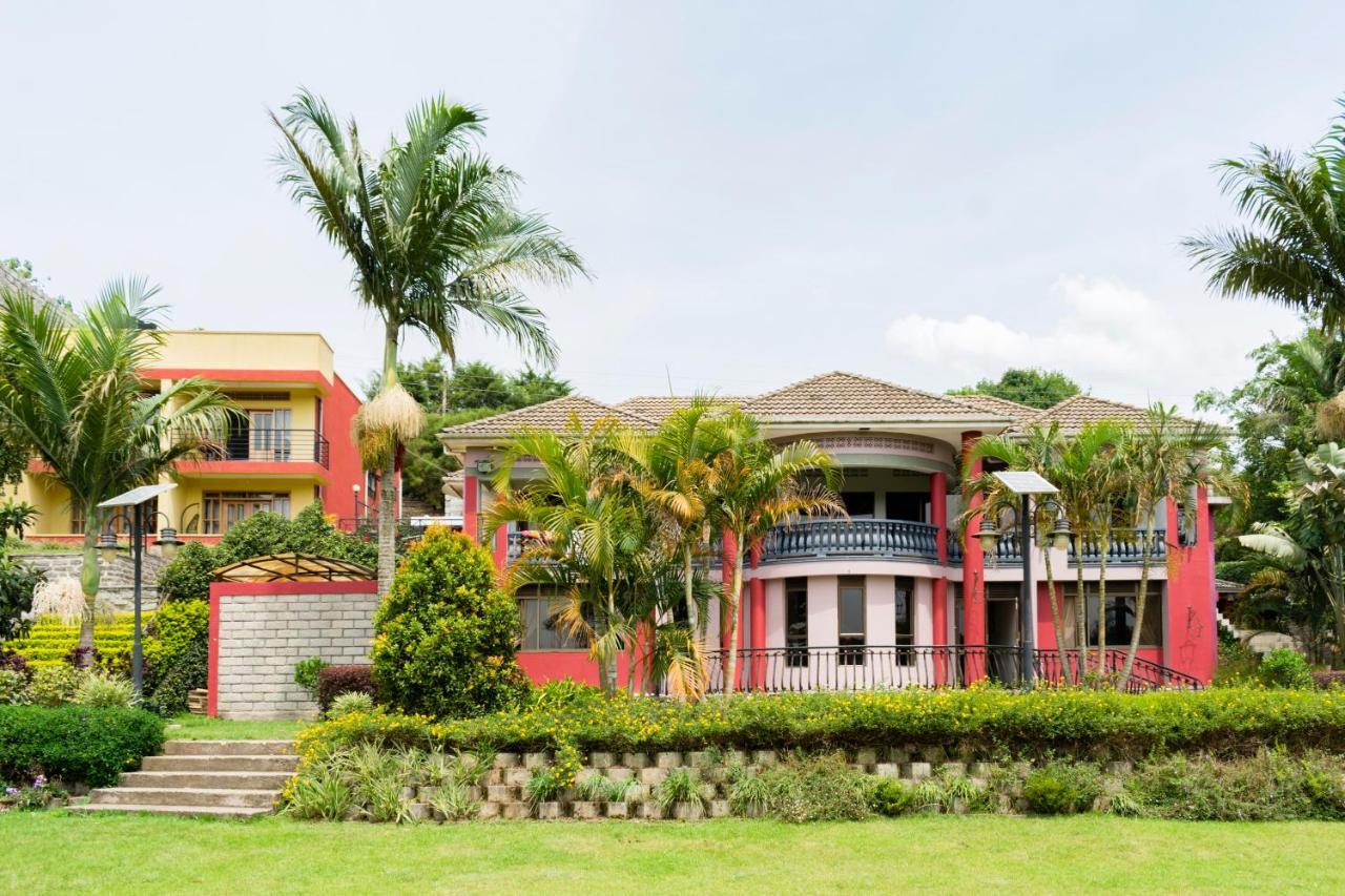 Fort Fun City Hotel Fort Portal ภายนอก รูปภาพ