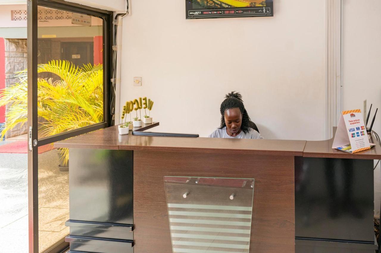 Fort Fun City Hotel Fort Portal ภายนอก รูปภาพ